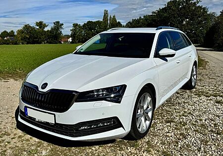 Skoda Superb Combi 2.0 TDI DSG Style Premium Edition
