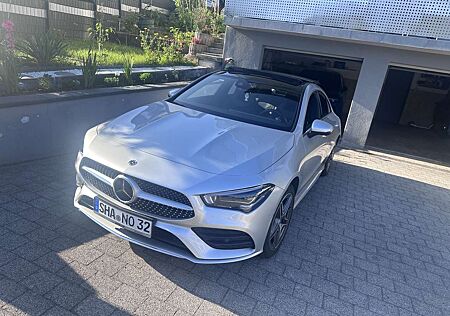 Mercedes-Benz CLA 250 e 8G-DCT AMG Line