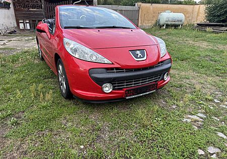 Peugeot 207 gebraucht kaufen Peugeot 207 CC 120 VTi Filou