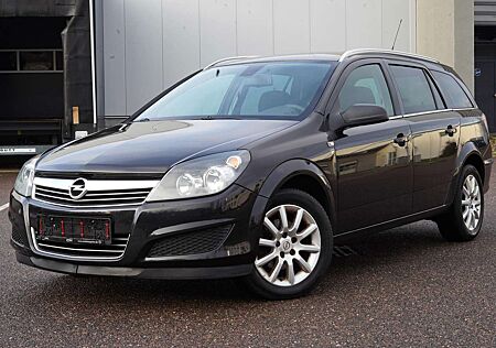 Opel Astra Caravan 1.6 Caravan Edition 111 Jahre