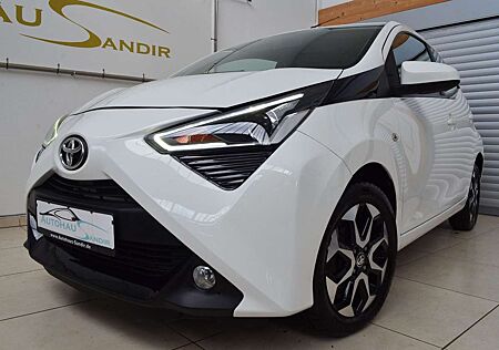 Toyota Others Aygo x-play Team D Autom. ~Apple CarPlay~Cam~MFL