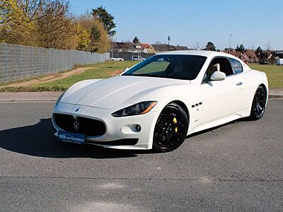 Maserati GranTurismo 4.7 V8 S Automatik MC-Line Carbon