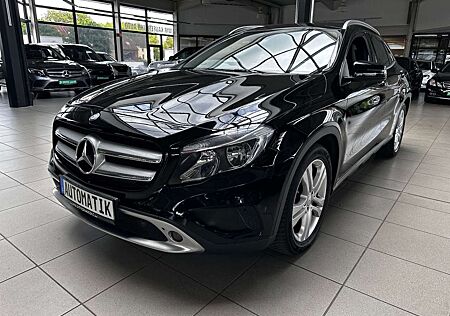 Mercedes-Benz GLA 220 CDI / d 4Matic Navi Klima PDC SHZ