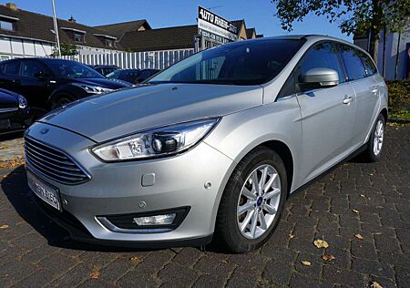 Ford Focus Turnier Titanium 2,0 1-Hand/Navi/Xenon/TOP