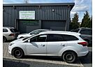 Ford Focus Turnier 1.5 TDCi DPF Aut. Titanium-Navi-Sitzh-