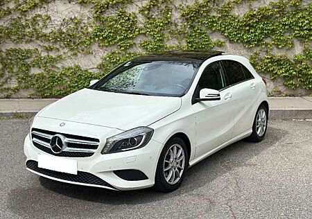 Mercedes-Benz A 200 (BlueEFFICIENCY) 7G-DCT
