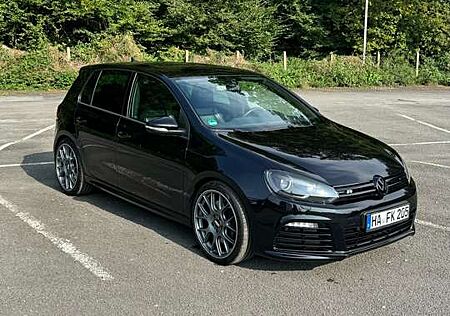 VW Golf R Volkswagen 2.0 TSI DSG 4Motion R