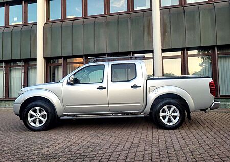 Nissan Navara Double Cab LE 4X4 Automatik-NAVI-AHK-SCHIEBEDACH !