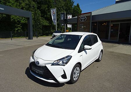 Toyota Yaris Hybrid Business Edition