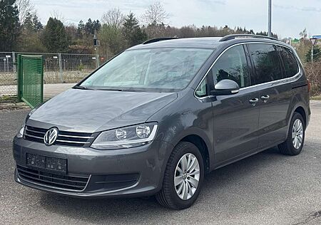 VW Sharan Volkswagen 2.0 TDI FACELIFT - 7 SITZER - AHK - NAVI