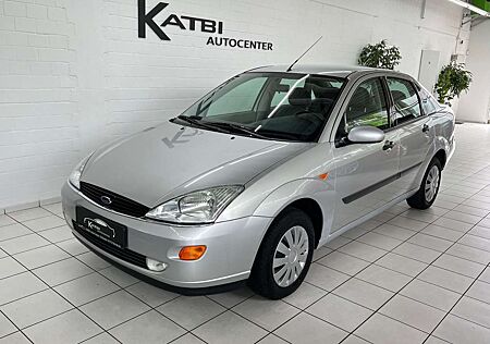 Ford Focus Lim. Ghia Klimaanlage HU neu