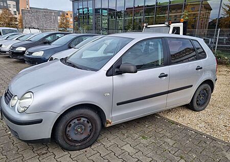 VW Polo Volkswagen Basis