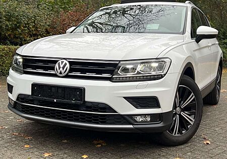 VW Tiguan Volkswagen Highline BMT|PANO|HUD|KEYLESS|LED|1.HAND|