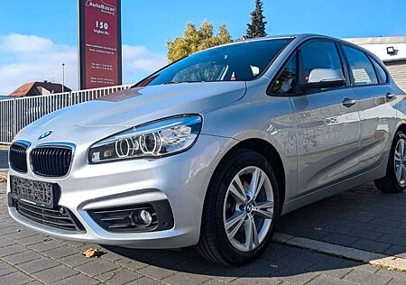 BMW 220 i Active Tourer / Autom. /Scheckheft / Euro 6