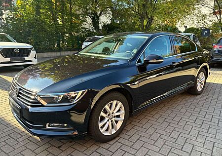 VW Passat Volkswagen Lim. Comfortline BMT/Start-Stopp