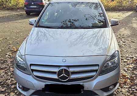 Mercedes-Benz B 180 B-Klasse+(BlueEFFICIENCY)