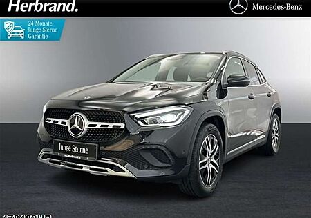 Mercedes-Benz GLA 200 Progressive Smartphone Integration