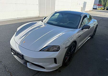 Porsche Taycan 4S Pano Facelift SportDesign RearTV BOSE