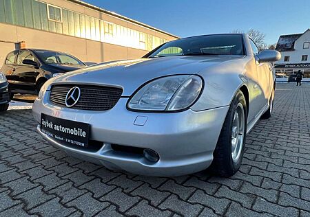 Mercedes-Benz SLK 230 AMG PAKET /XENON / Joungtimer