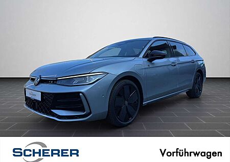 VW Passat Variant Volkswagen Passat R-Line "Black-STyle", PlugIn-Hybrid, AHK,