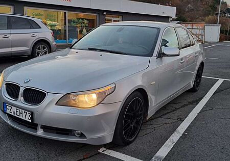 BMW 530i 530 e60