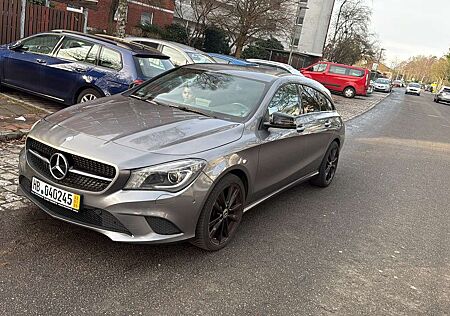 Mercedes-Benz CLA 180 Shooting Brake 7G-DCT Urban