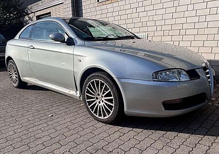 Alfa Romeo GT 2.0 16V JTS Progression AlfaRomeo Scheckheft