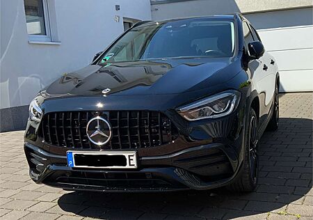 Mercedes-Benz GLA 250 e 8G-DCT AMG Line