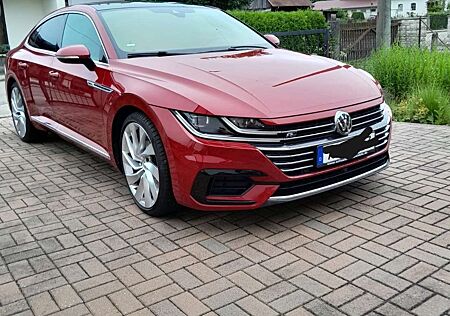 VW Arteon Volkswagen 2.0 TSI 4Motion DSG R-Line