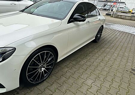 Mercedes-Benz E 300 d 9G-TRONIC AMG Line