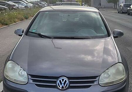 VW Golf Volkswagen 1.4 16S 75 Trend