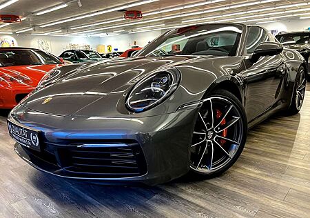 Porsche 992 Targa 4 S Sportabg Chrono Pak Sportsitze 1A