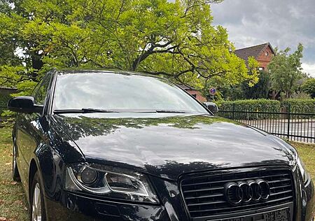 Audi A3 2.0 TDI Sportback DPF S tronic Ambition