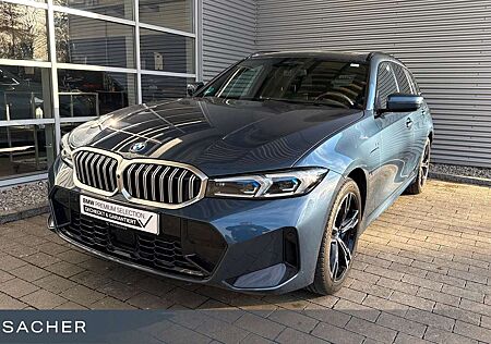BMW 330 e xDrive Touring HUD 360° ACC Pano AHK 18"