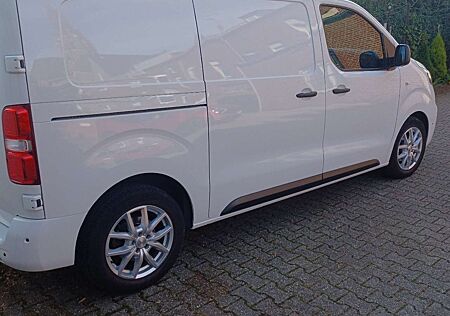 Opel Vivaro 2.0 D L Edition