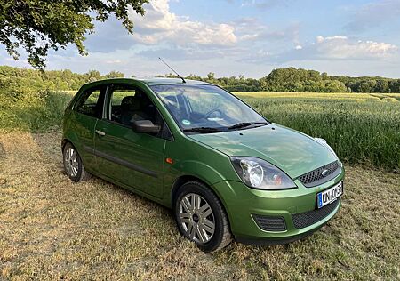 Ford Fiesta 1.3 Ambiente lpg