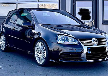 VW Golf Volkswagen R32 4Motion