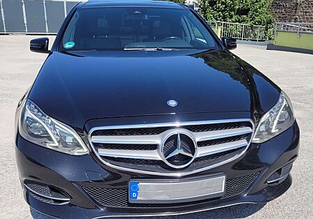 Mercedes-Benz E 300 BlueTEC 7G-TRONIC Avantgarde