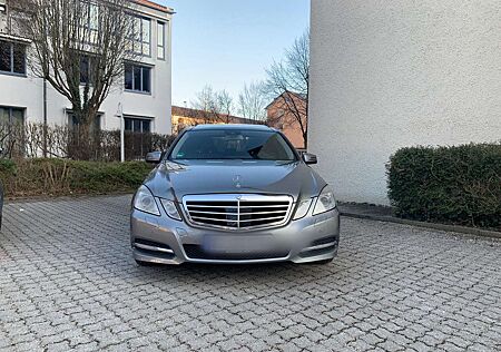 Mercedes-Benz E 250 E-Klasse Diesel CDI DPF BlueEFFICIENCY Automatik A