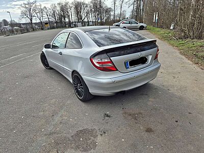 Mercedes-Benz C 180 C-Klasse Sportcoupe Kompressor Sportcoupe Sport Edition