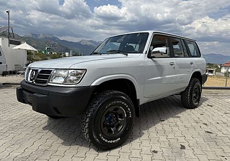 Nissan Patrol Y61 4.2 Diesel Safari