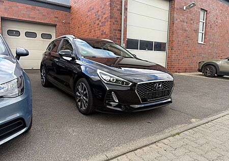 Hyundai i30 Premium 1,4 T-GDI, Panorama, Carplay 1. Hand