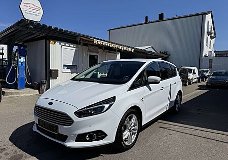 Ford S-Max Titanium*Kamera*Lenkradheiz.*LED*LMF*7.Sitzer*