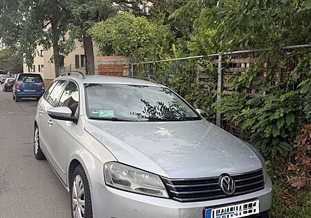 VW Passat Volkswagen 2.0 TDI DSG BlueMotion Technology Comfortline