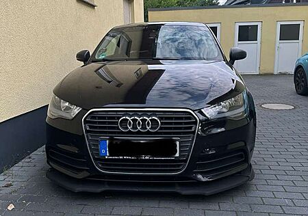 Audi A1 gebraucht kaufen Audi A1 1.6 TDI Attraction