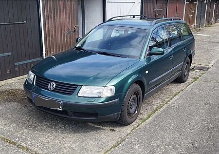 VW Passat Variant Volkswagen 1.8 5V Turbo Comfortline