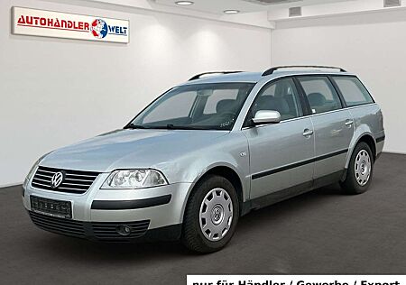 VW Passat Variant Volkswagen Passat Kombi 2.0 Comfort AAC AHK Tempo SHZ