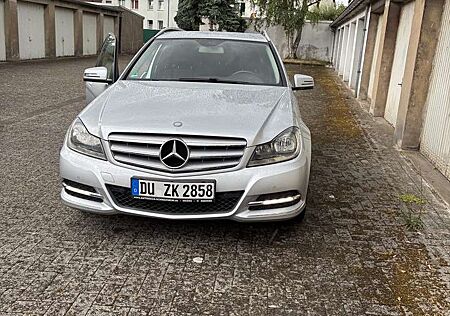 Mercedes-Benz C 180 T 7G-TRONIC Avantgarde Edition
