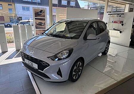 Hyundai i10 1.2 AMT Comfort Plus*Navi*Klimaa.*PDC*Kamera