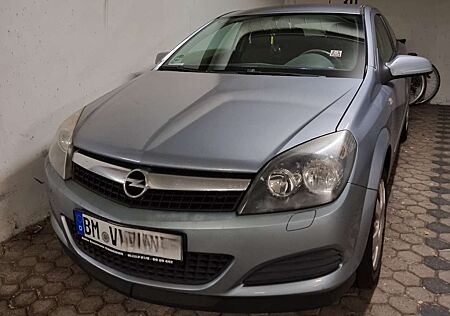 Opel Astra GTC 1.4 Edition